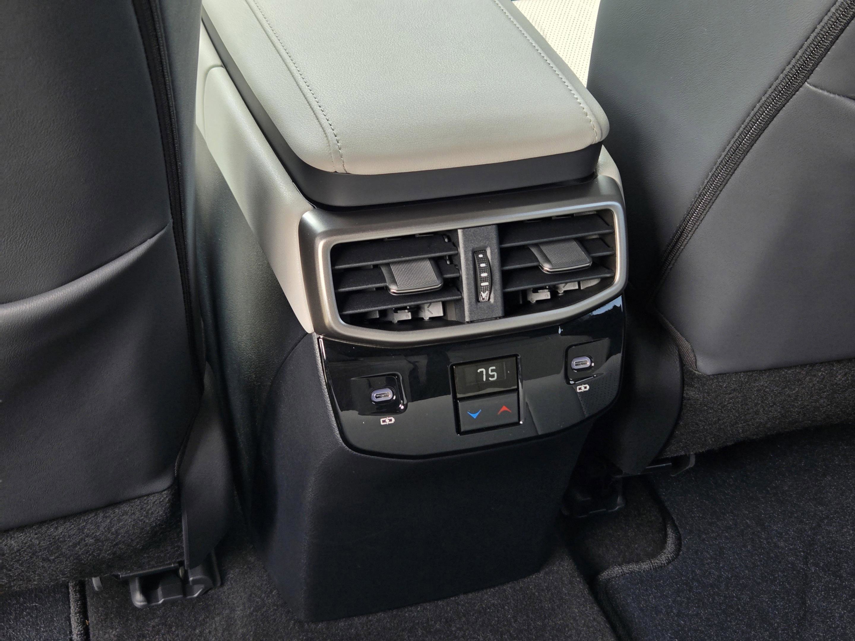 Used 2025 Lexus RX 350 Premium Plus w/ Accessory Package (Z1) FWD image 28