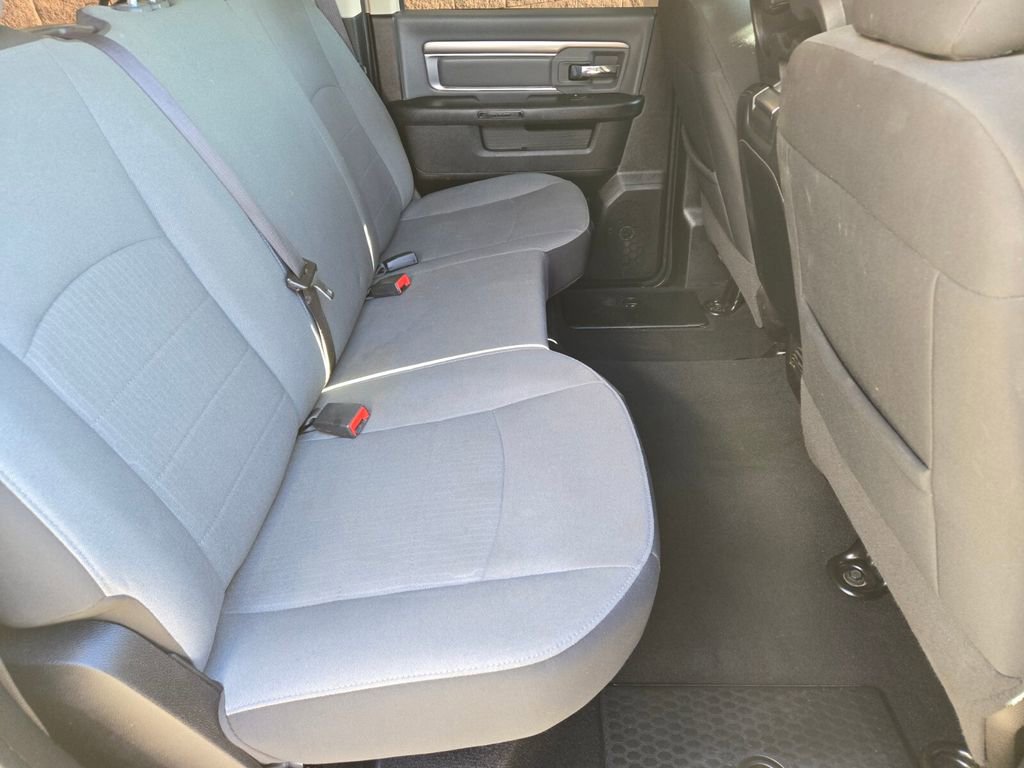 Used 2021 RAM 1500 Classic SLT image 18