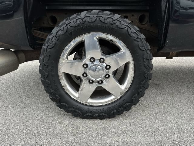 Used 2011 GMC Sierra 2500 Denali AWD/4WD image 31