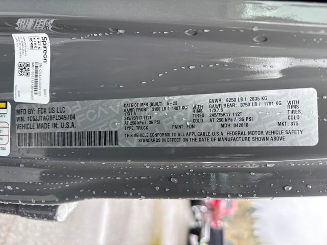 Used 2023 Jeep Gladiator Sport image 18