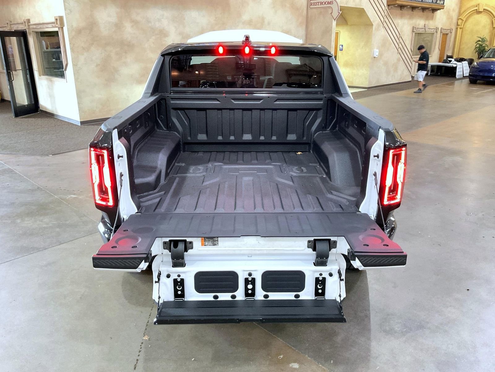 New 2026 GMC Hummer EV 4x4 Crew Cab w/ Battery Pack, 24 Module Pack image 21