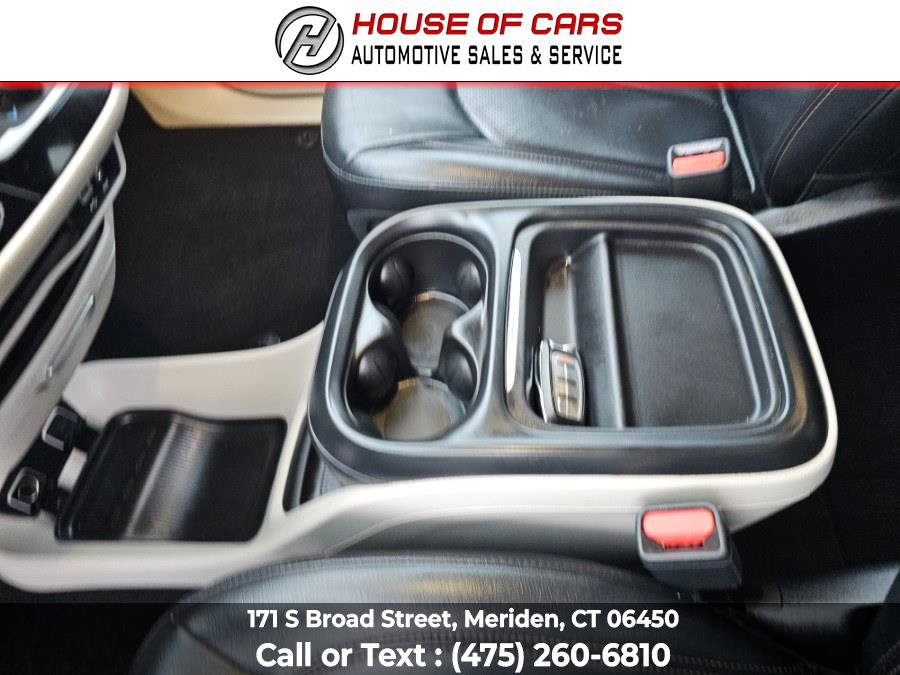 Used 2019 Chrysler Pacifica Touring-L w/ Advanced Safetytec Group image 35