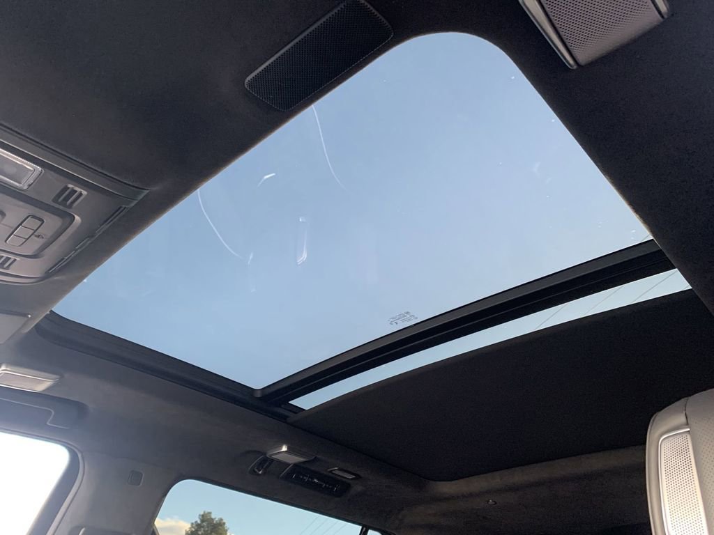 Certified 2024 Cadillac Escalade ESV V w/ Heavy-Duty Trailer Package image 16