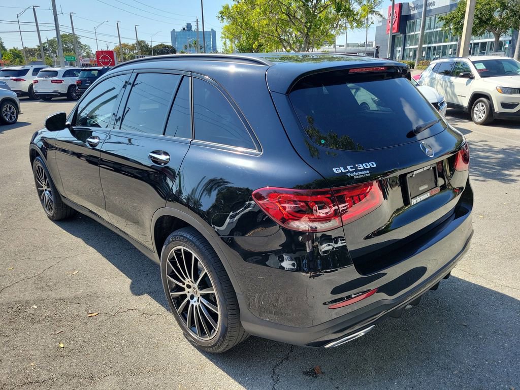 Used 2022 Mercedes-Benz GLC 300 image 6