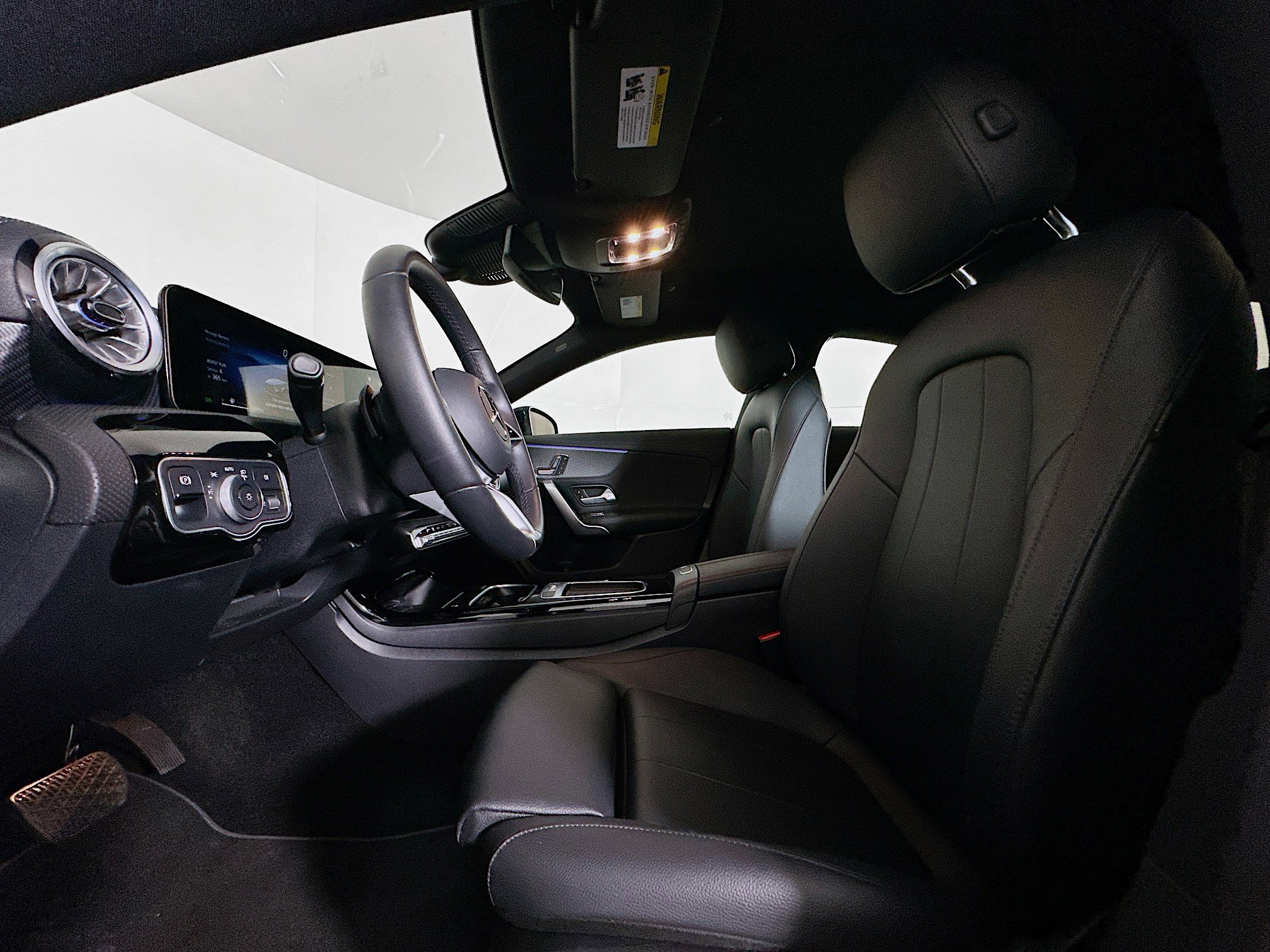 Used 2025 Mercedes-Benz CLA 250 image 13