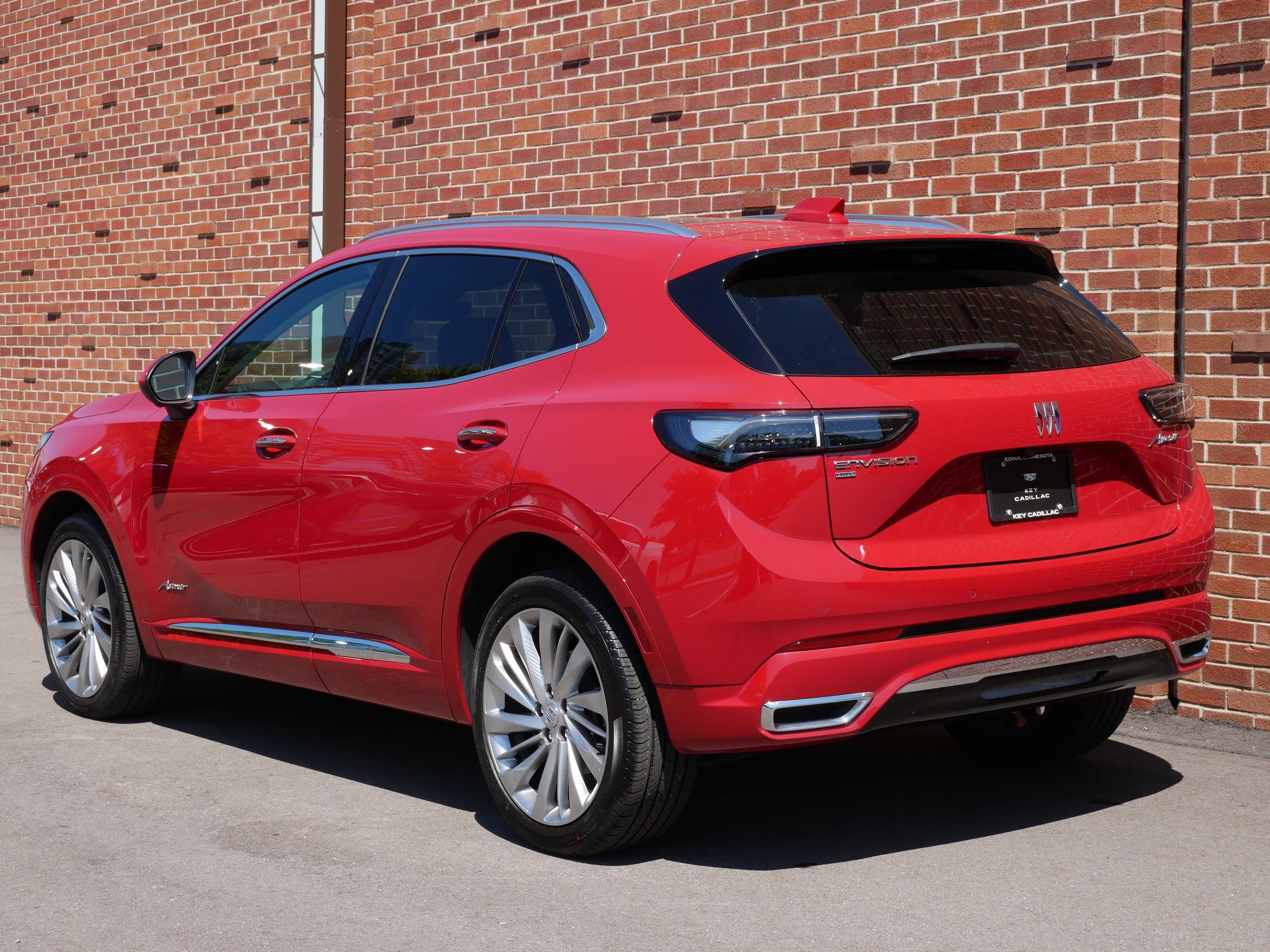 Used 2025 Buick Envision Avenir AWD/4WD image 3
