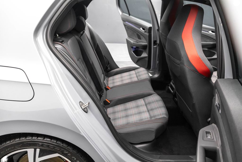 Used 2024 Volkswagen GTI SE image 26