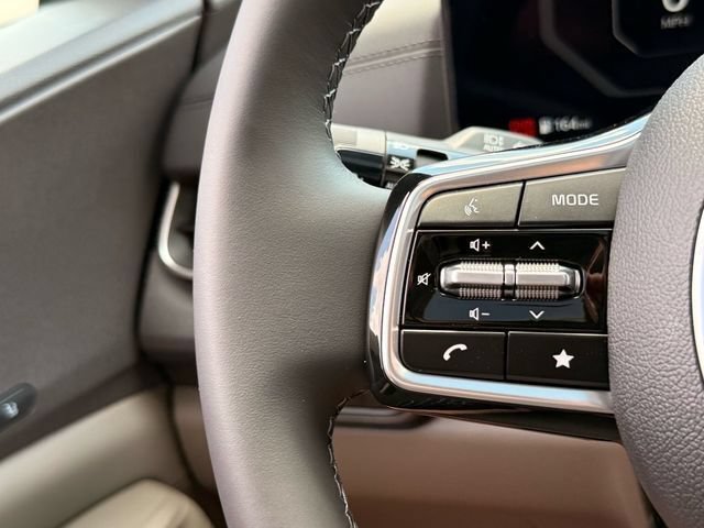 New 2026 Kia Carnival SX FWD image 16