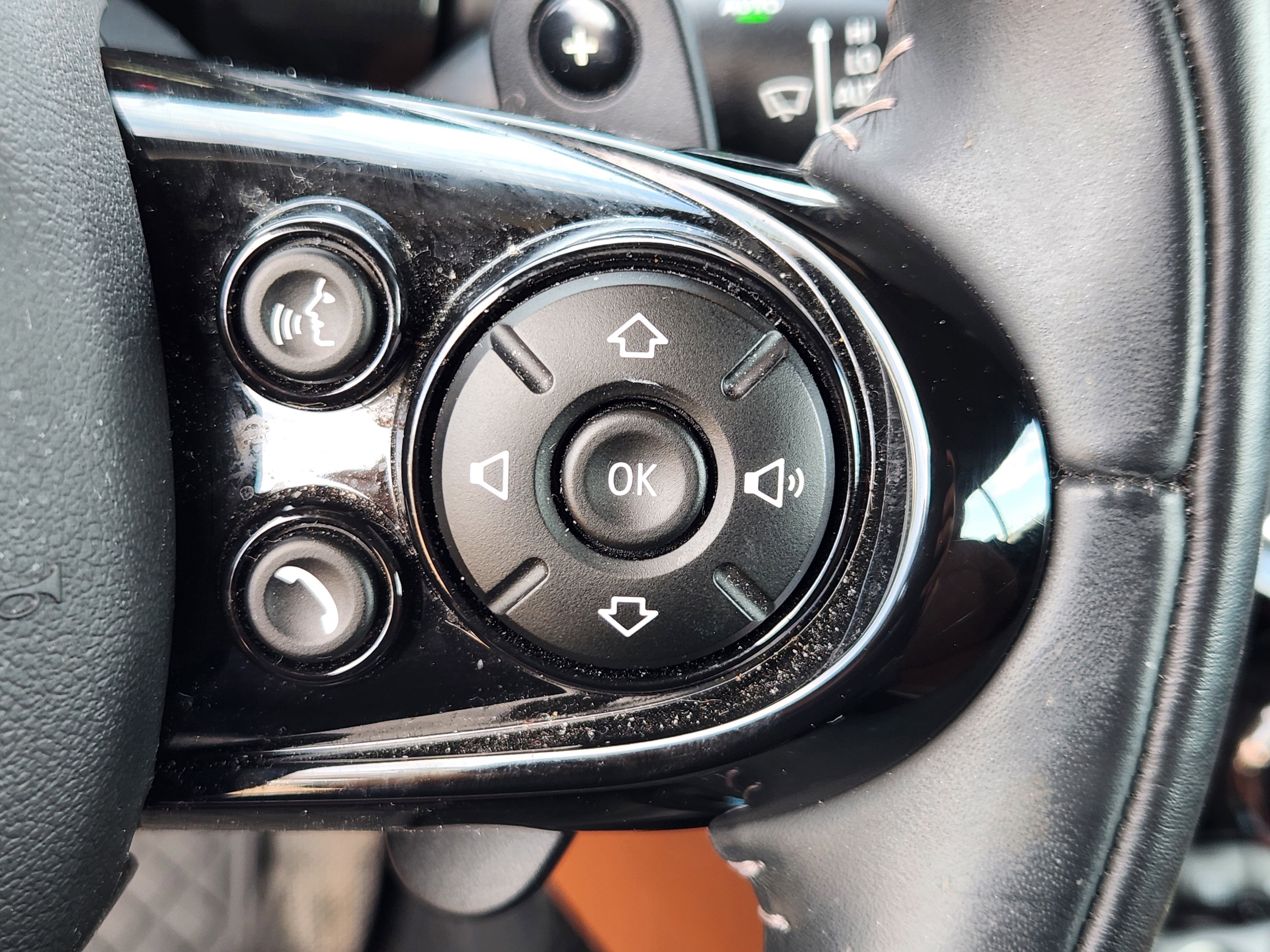 Used 2021 MINI Cooper S w/ Driver Assistance Package image 28