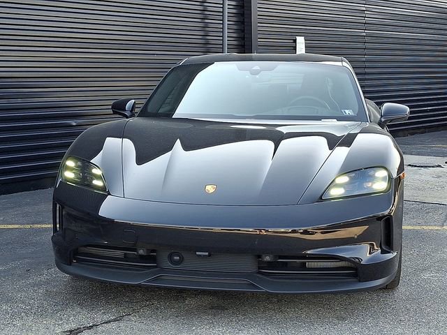 Certified 2025 Porsche Taycan image 10