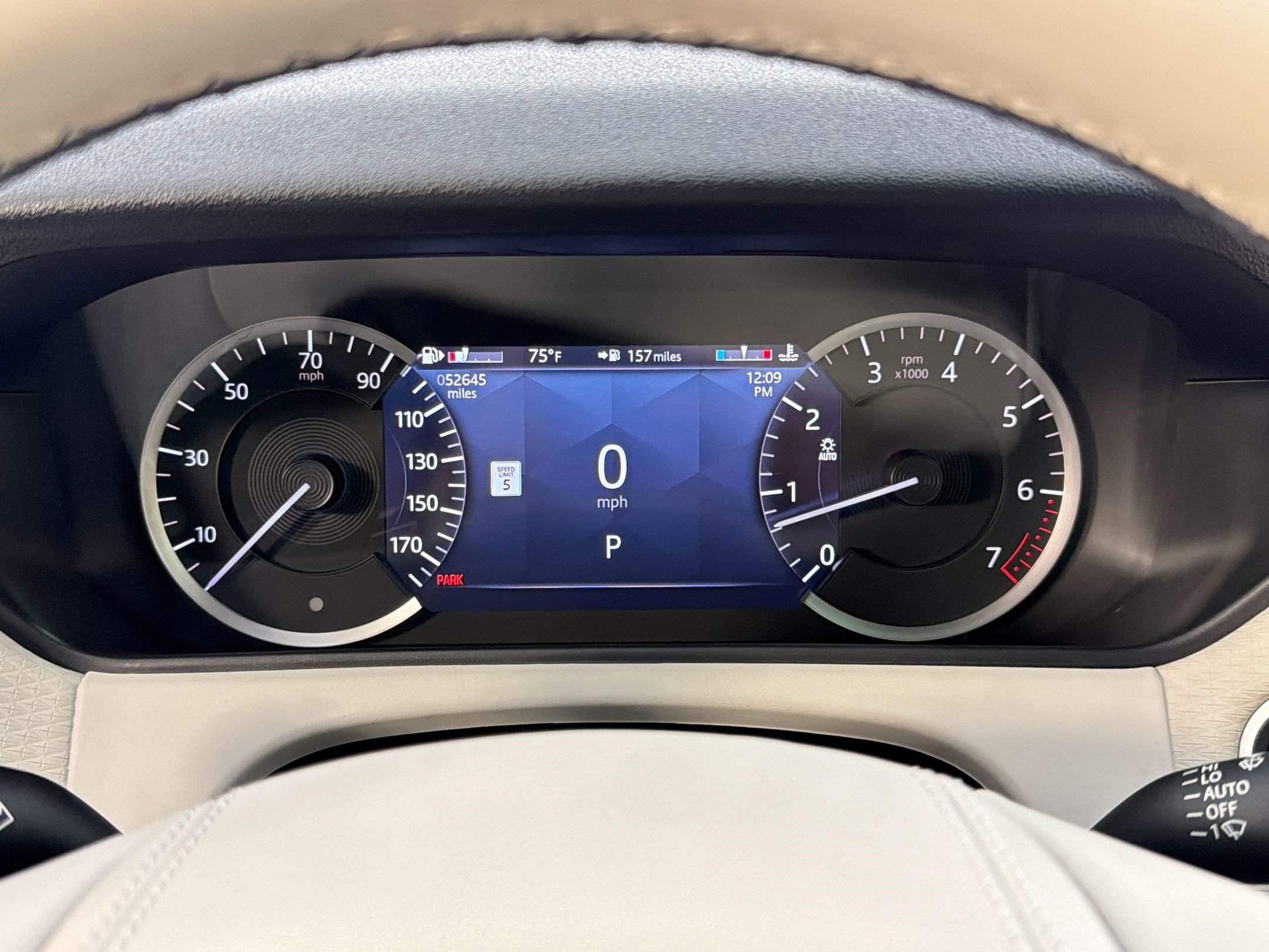 Used 2022 Land Rover Range Rover Velar R-Dynamic S image 19