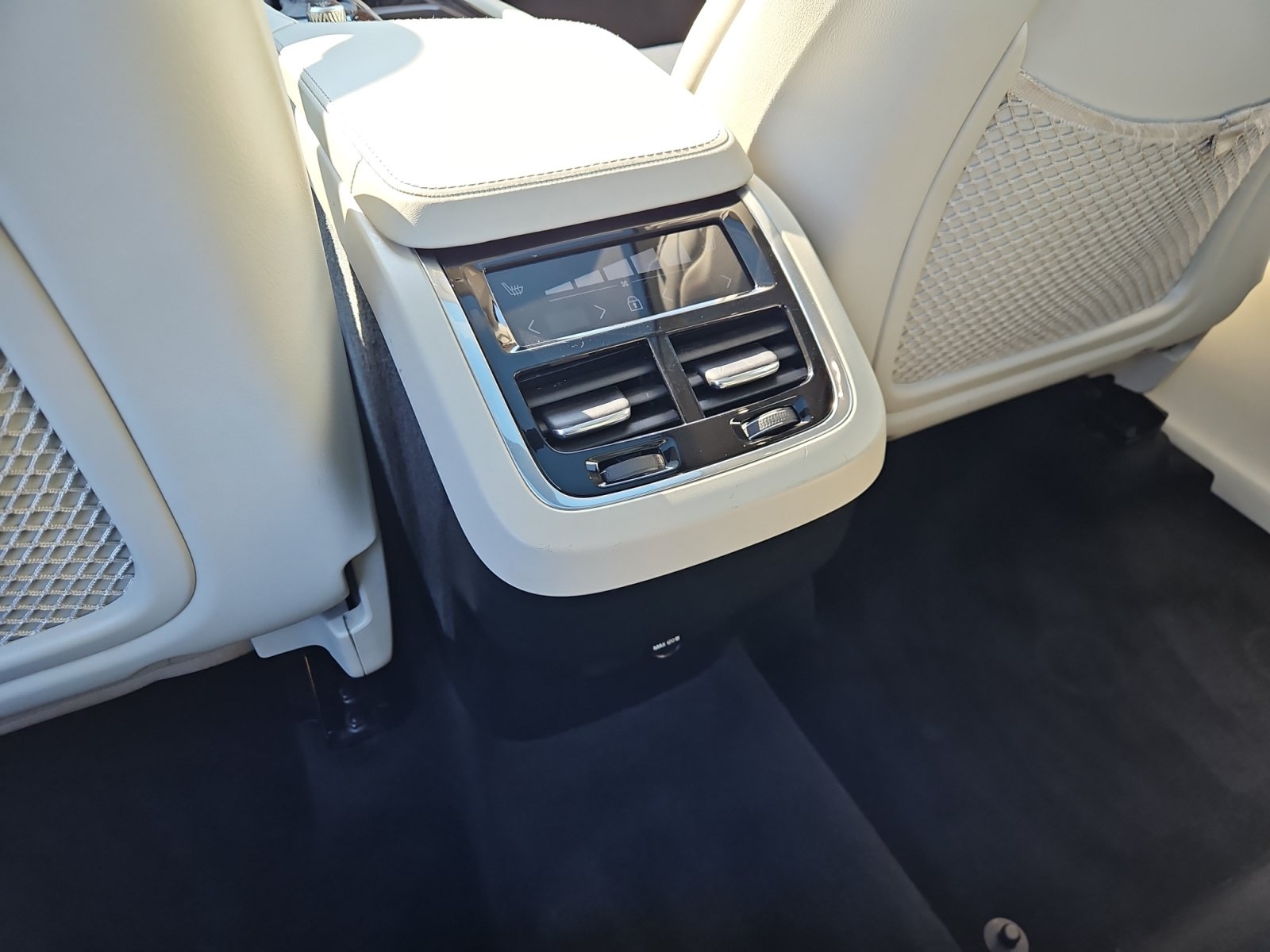 Used 2019 Volvo XC90 T6 Inscription AWD/4WD image 13