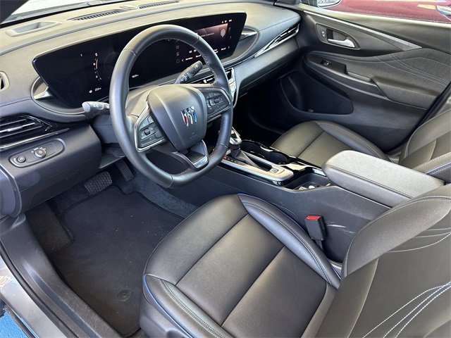 Used 2025 Buick Envista Sport Touring image 10
