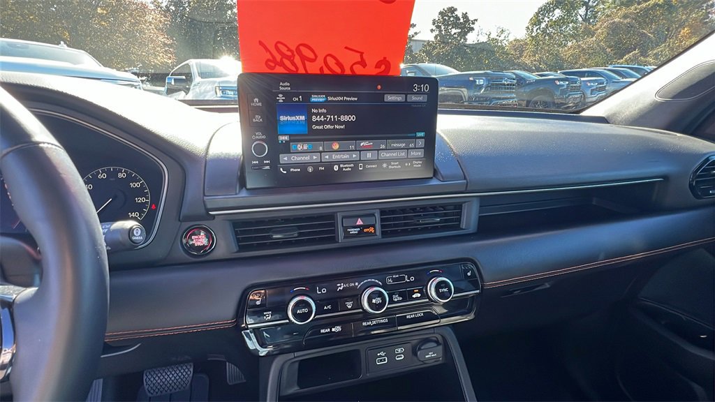 Used 2025 Honda Pilot TrailSport image 29