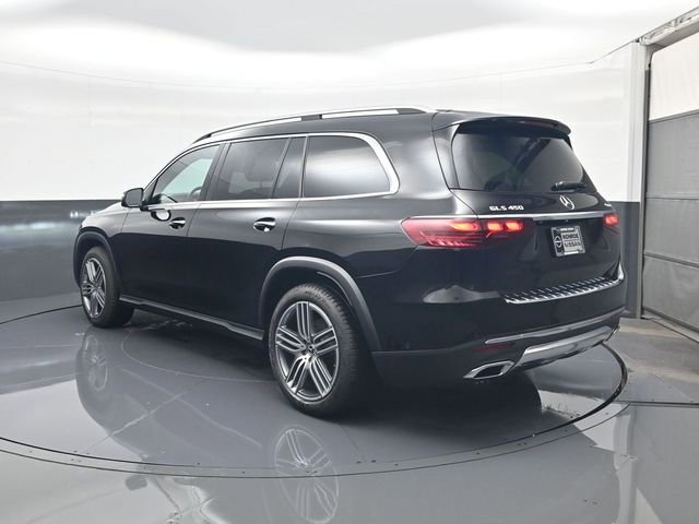 Used 2025 Mercedes-Benz GLS 450 4MATIC image 5