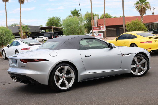 Used 2019 Jaguar F-TYPE R-Dynamic RWD image 62