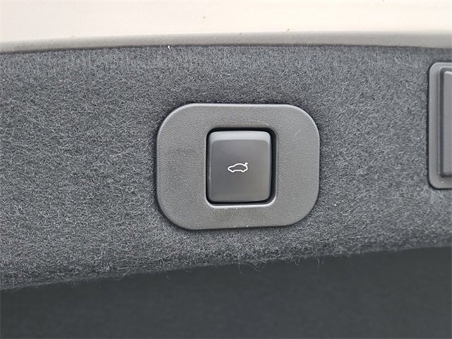 Used 2018 Lincoln Continental Reserve image 7