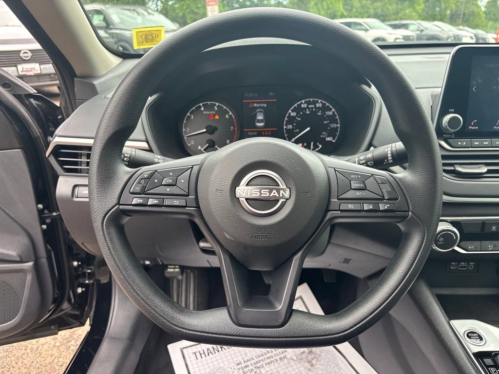 Certified 2025 Nissan Altima 2.5 S FWD image 19