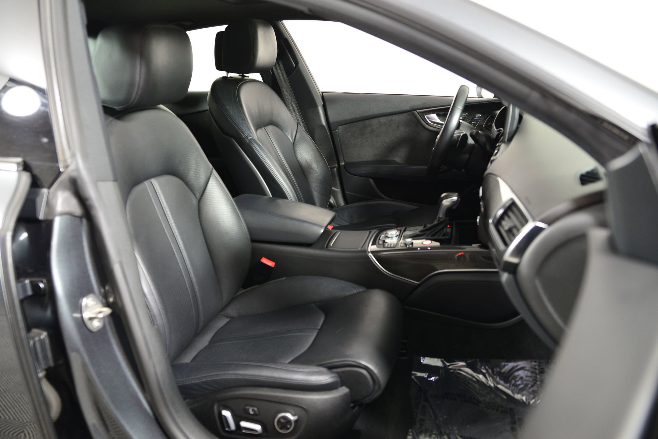 Used 2017 Audi S7 Premium Plus w/ S7 Sport Package image 18