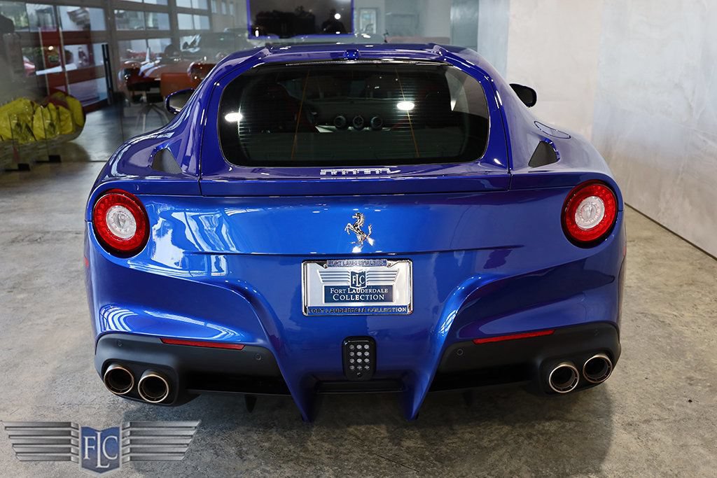 Used 2017 Ferrari F12 Berlinetta RWD image 8