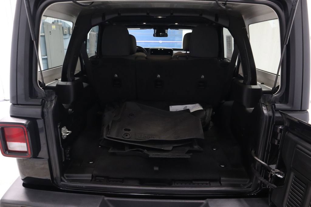 Used 2024 Jeep Wrangler Unlimited Sport AWD/4WD image 17