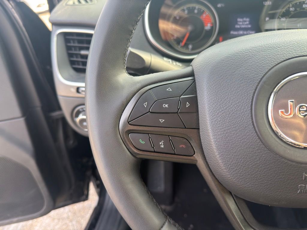 Used 2022 Jeep Cherokee Trailhawk w/ Premium Leather Package AWD/4WD image 15