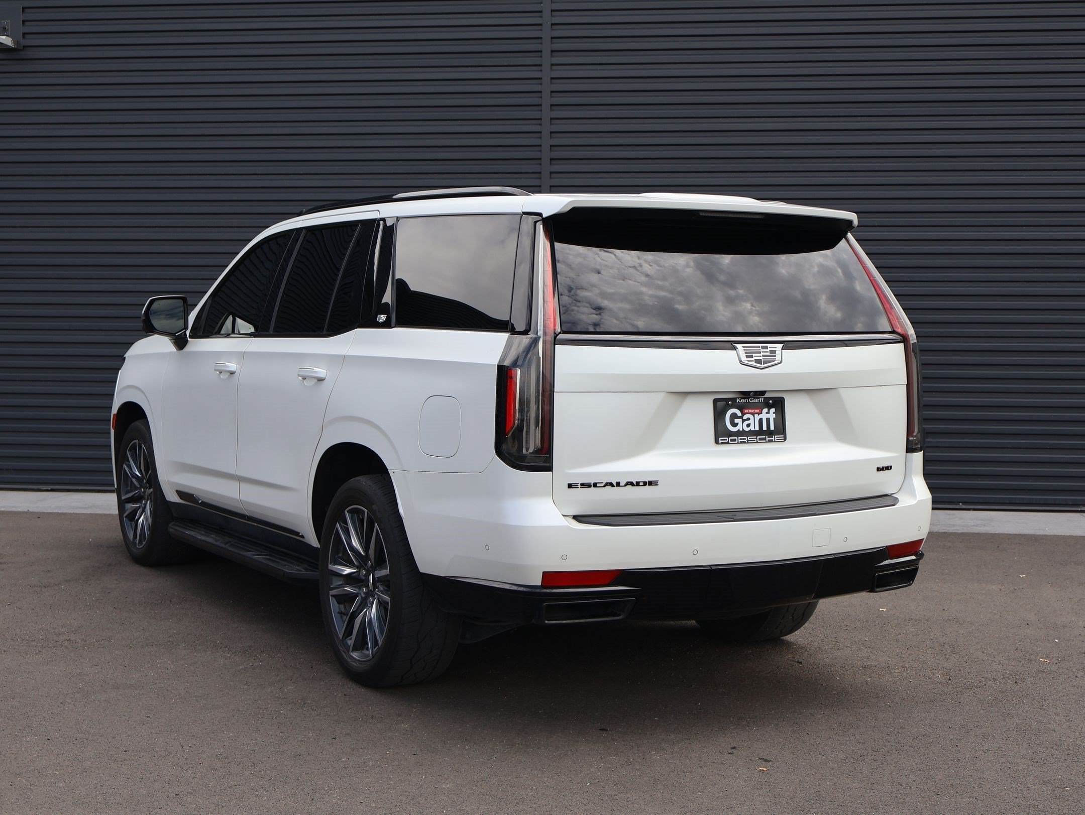 Used 2022 Cadillac Escalade Sport Platinum AWD/4WD image 8
