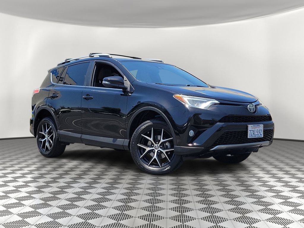 Used 2017 Toyota RAV4 SE w/ Power Special Value Package FWD image 2