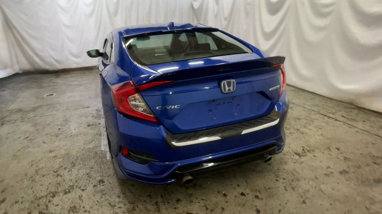 Used 2017 Honda Civic Touring image 7