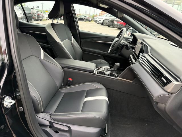 Used 2025 Toyota Camry SE FWD image 32