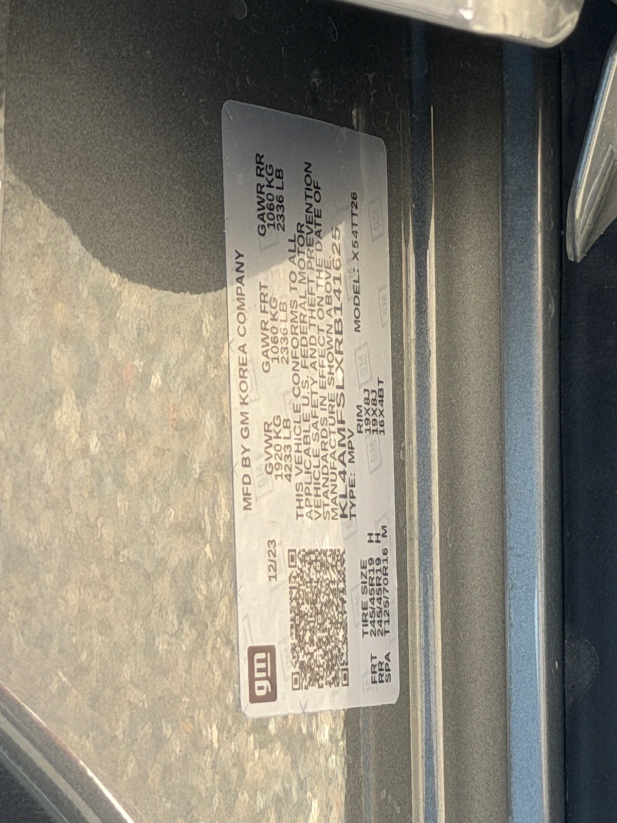 Used 2024 Buick Encore GX Avenir w/ Avenir Technology Package FWD image 29