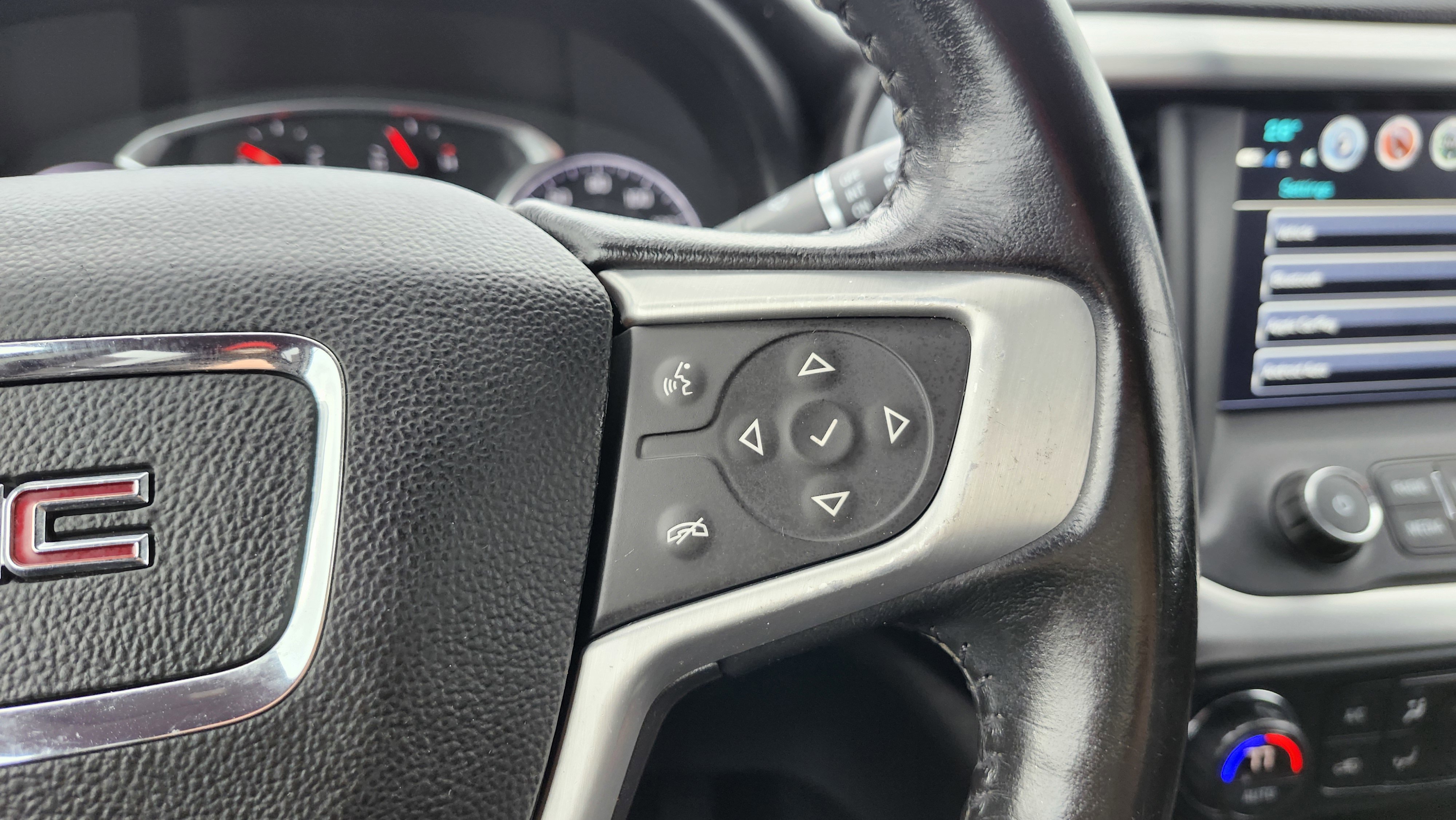 Used 2019 GMC Acadia SLT image 37