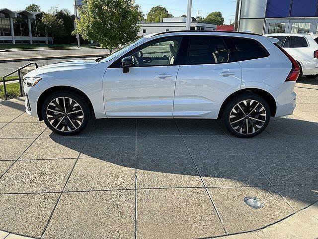 New 2026 Volvo XC60 B5 Ultra w/ Climate Package AWD/4WD image 11