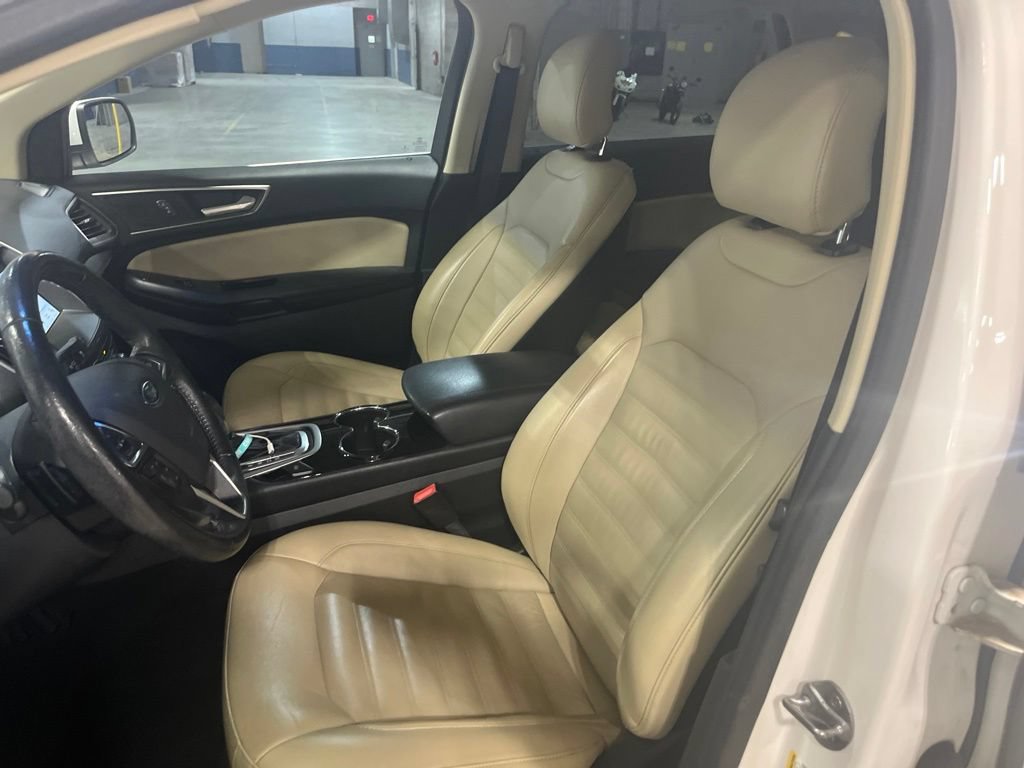 Used 2016 Ford Edge SEL w/ Equipment Group 201A AWD/4WD image 13