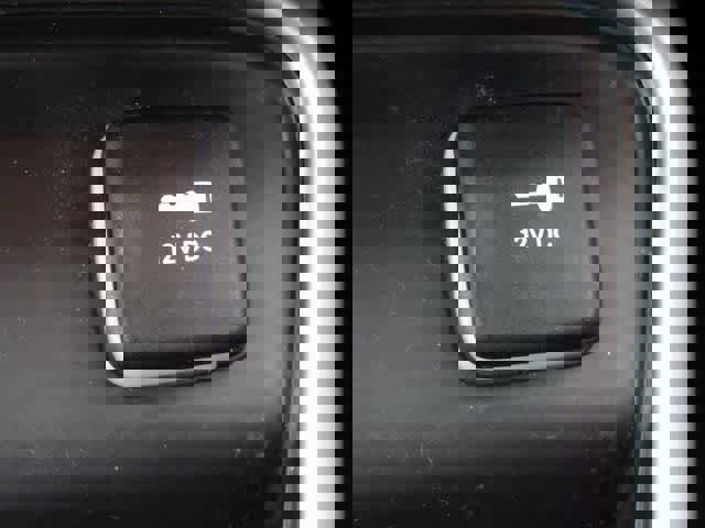 Used 2017 Jeep Compass Latitude w/ Popular Equipment Group image 30