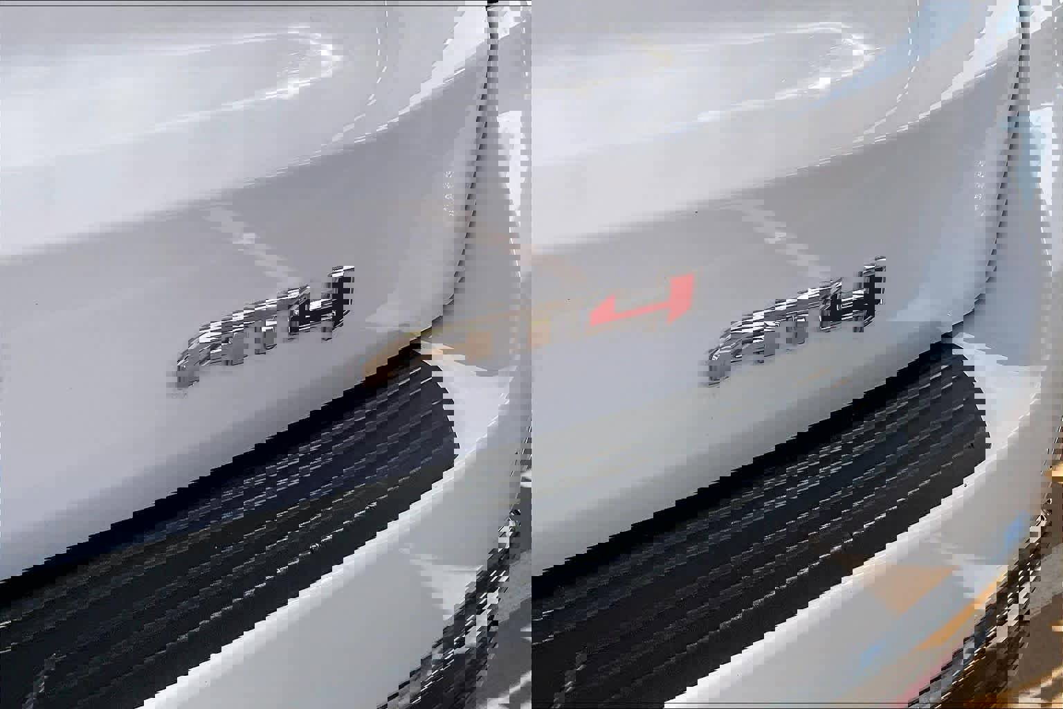 Used 2021 GMC Yukon XL AT4 w/ AT4 Premium Plus Package image 9