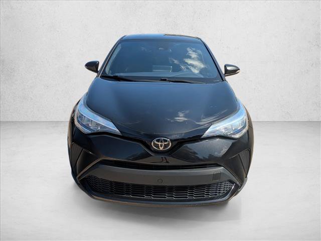 Used 2021 Toyota C-HR XLE FWD video 2