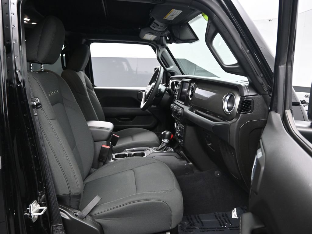 Used 2023 Jeep Wrangler Sahara w/ LED Lighting Group image 32