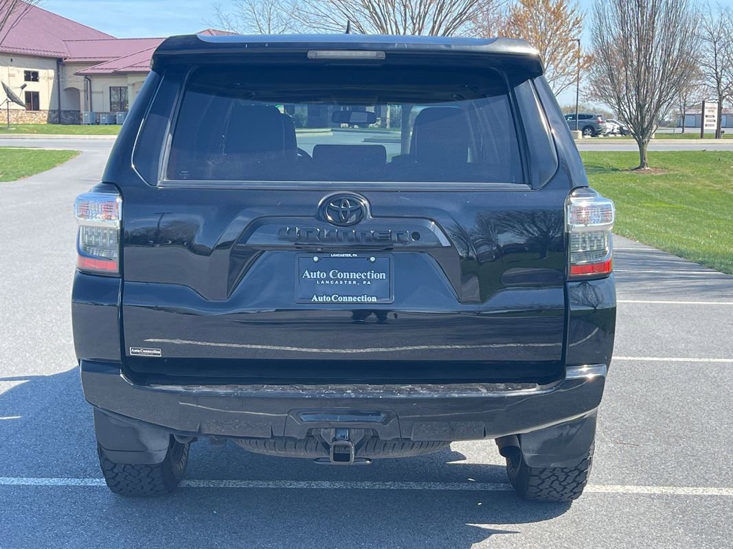 Used 2016 Toyota 4Runner SR5 Premium image 6