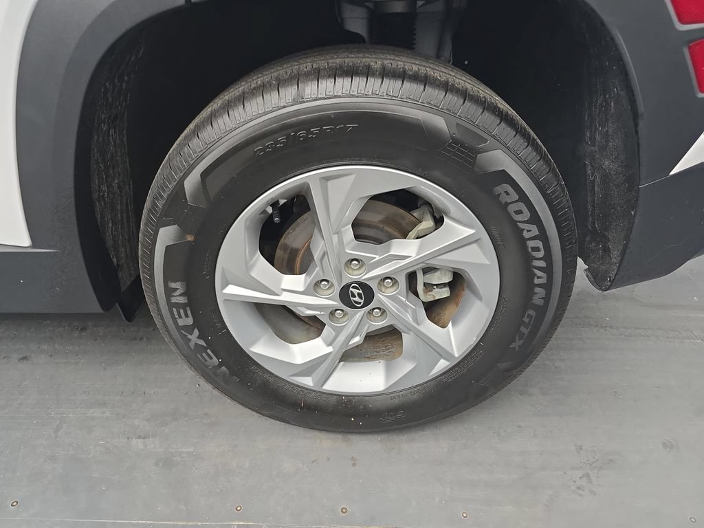 Used 2024 Hyundai Tucson SE AWD/4WD image 17