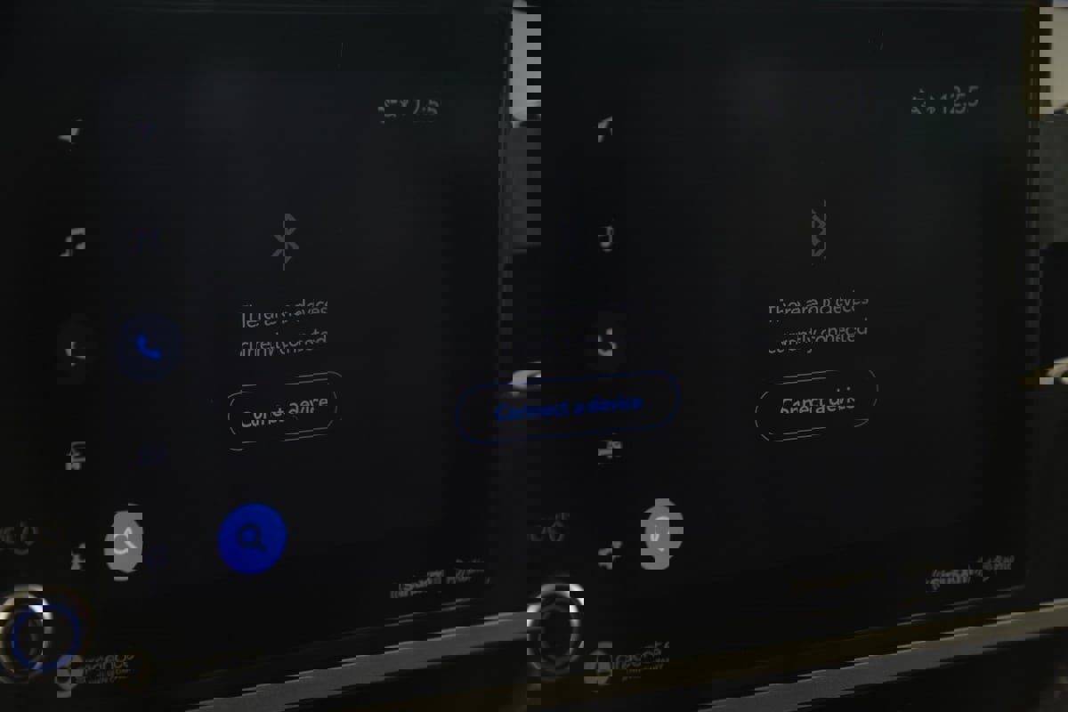 Used 2024 Toyota Sequoia Limited image 41