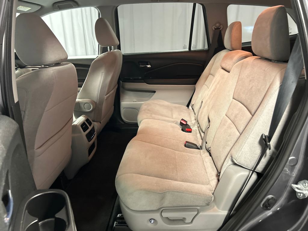 Used 2021 Honda Pilot EX image 20