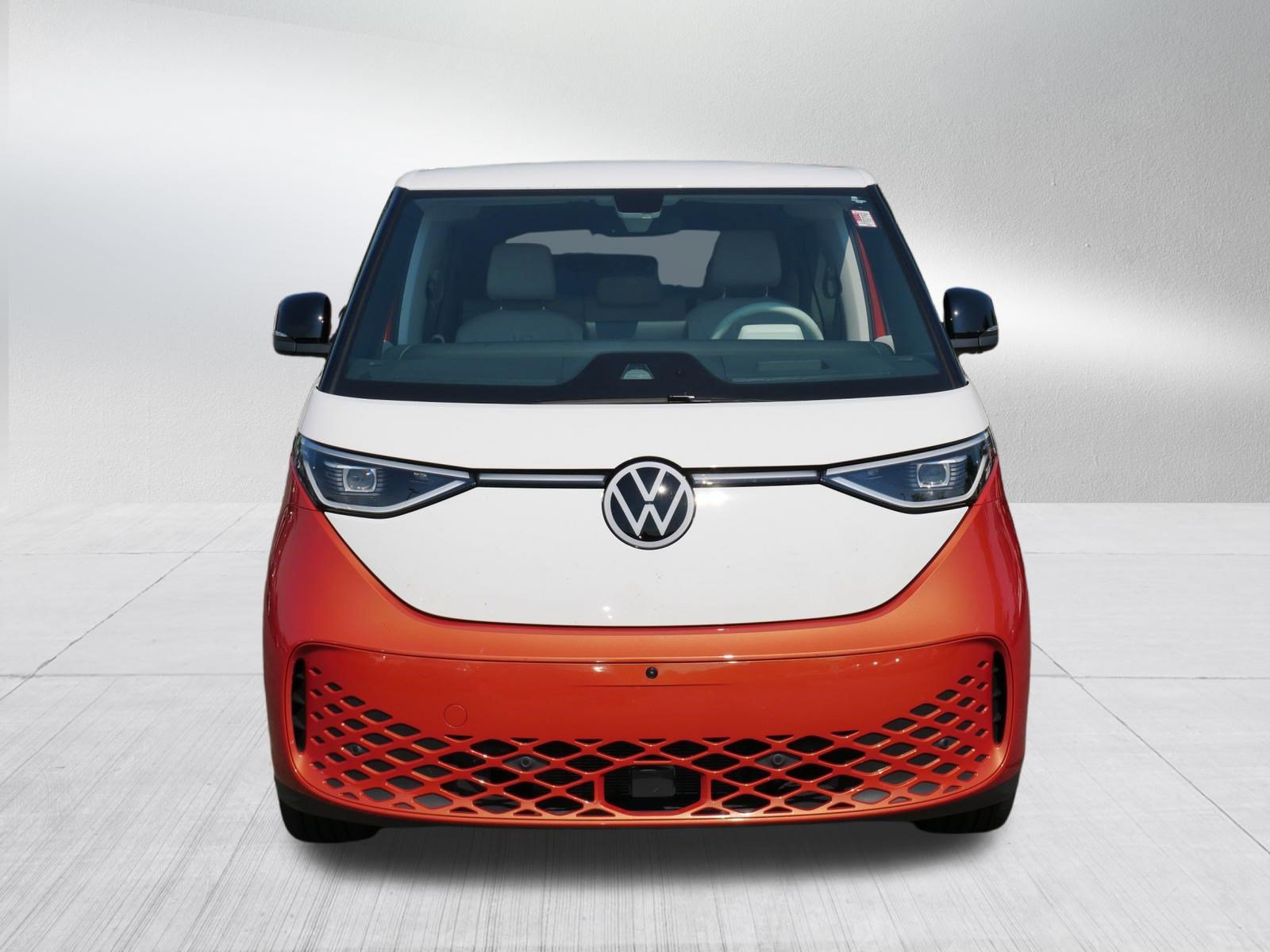 Certified 2025 Volkswagen ID. Buzz Pro S Plus RWD image 2