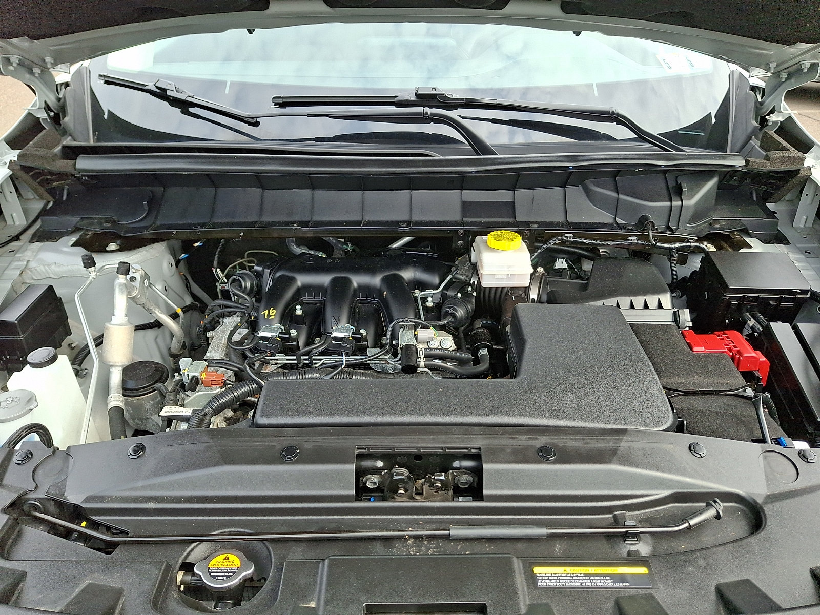 Used 2025 Nissan Pathfinder SL AWD/4WD image 32