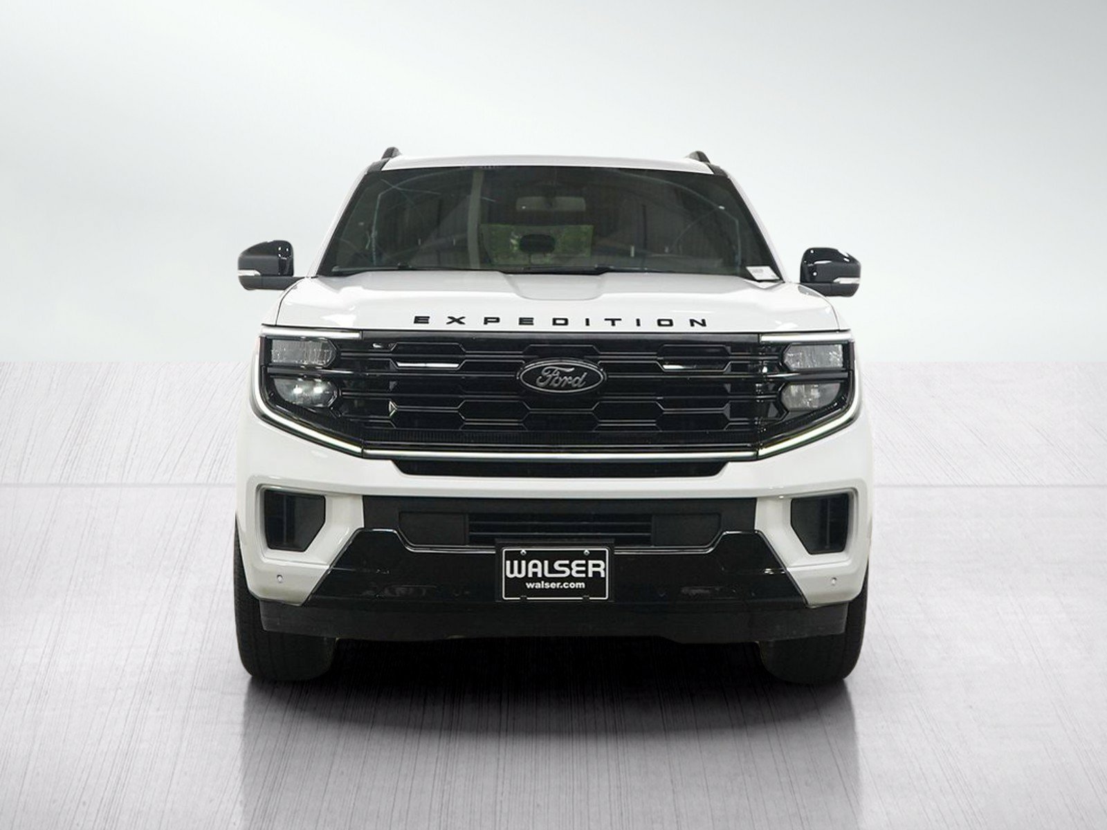 Used 2025 Ford Expedition Max Platinum w/ Stealth Appearance Package AWD/4WD image 9