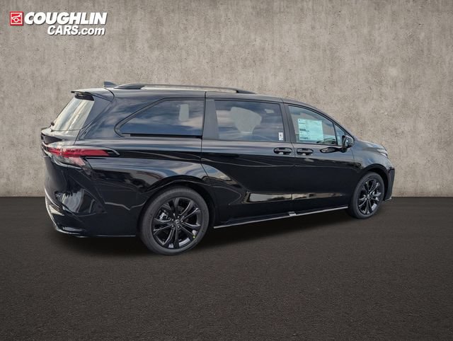 New 2026 Toyota Sienna XSE FWD image 10