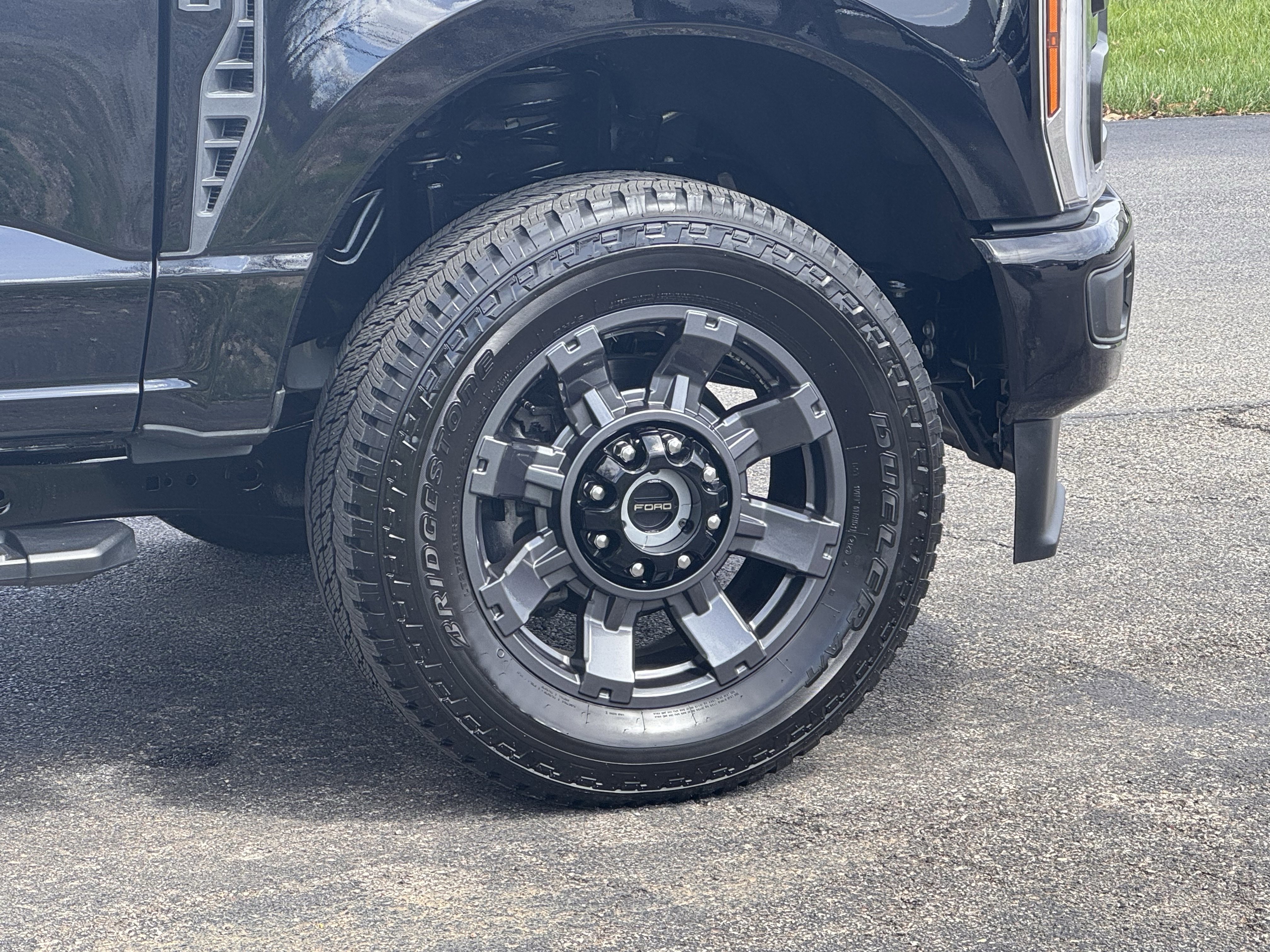 Used 2025 Ford F250 XL w/ STX Appearance Package image 21