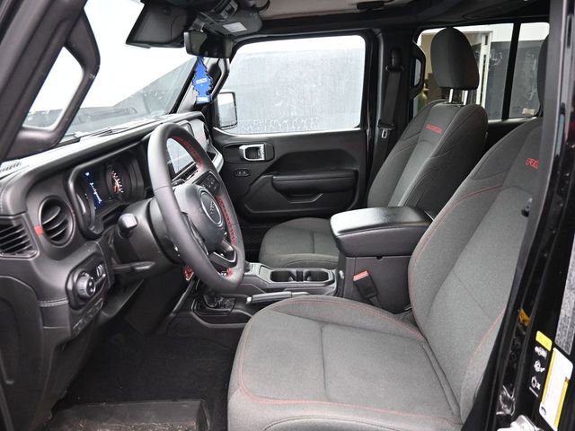 Used 2024 Jeep Gladiator Rubicon w/ Technology Group image 13