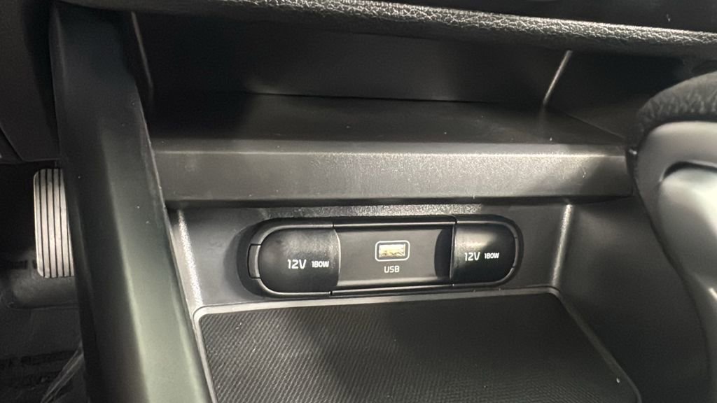 New 2025 Kia Soul LX image 27