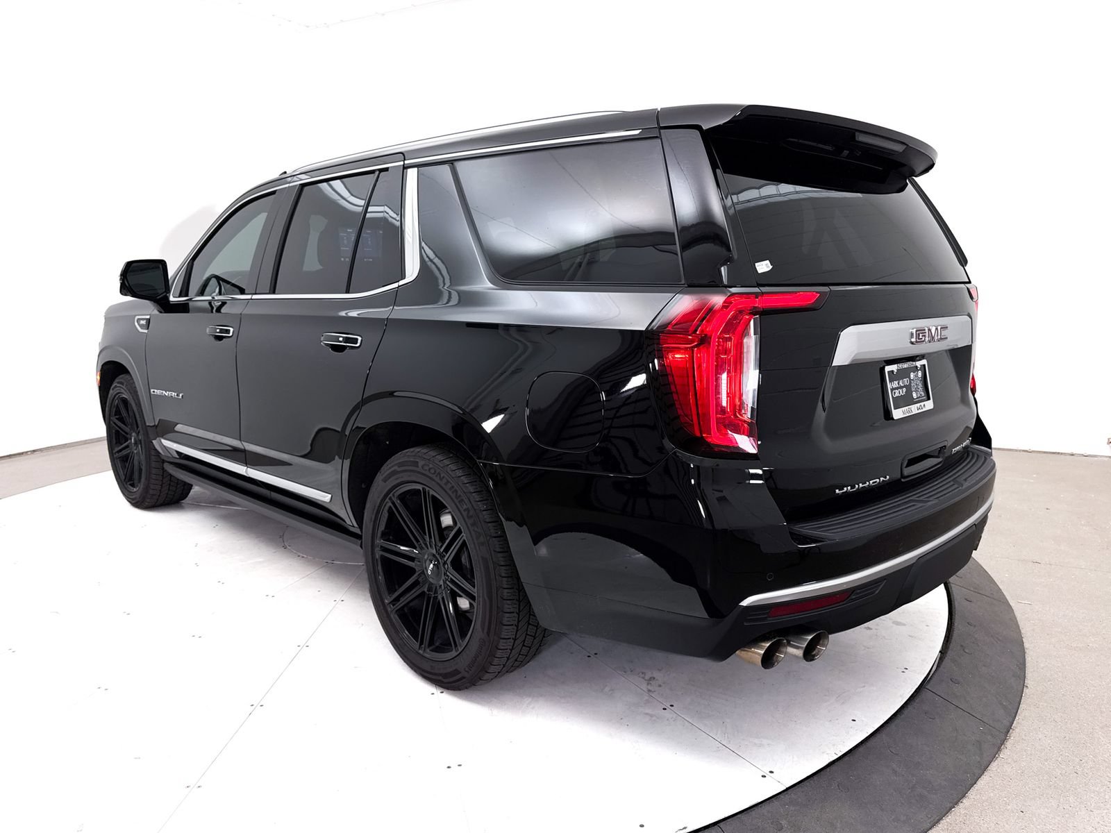 Used 2021 GMC Yukon Denali w/ Denali Ultimate Package AWD/4WD image 20